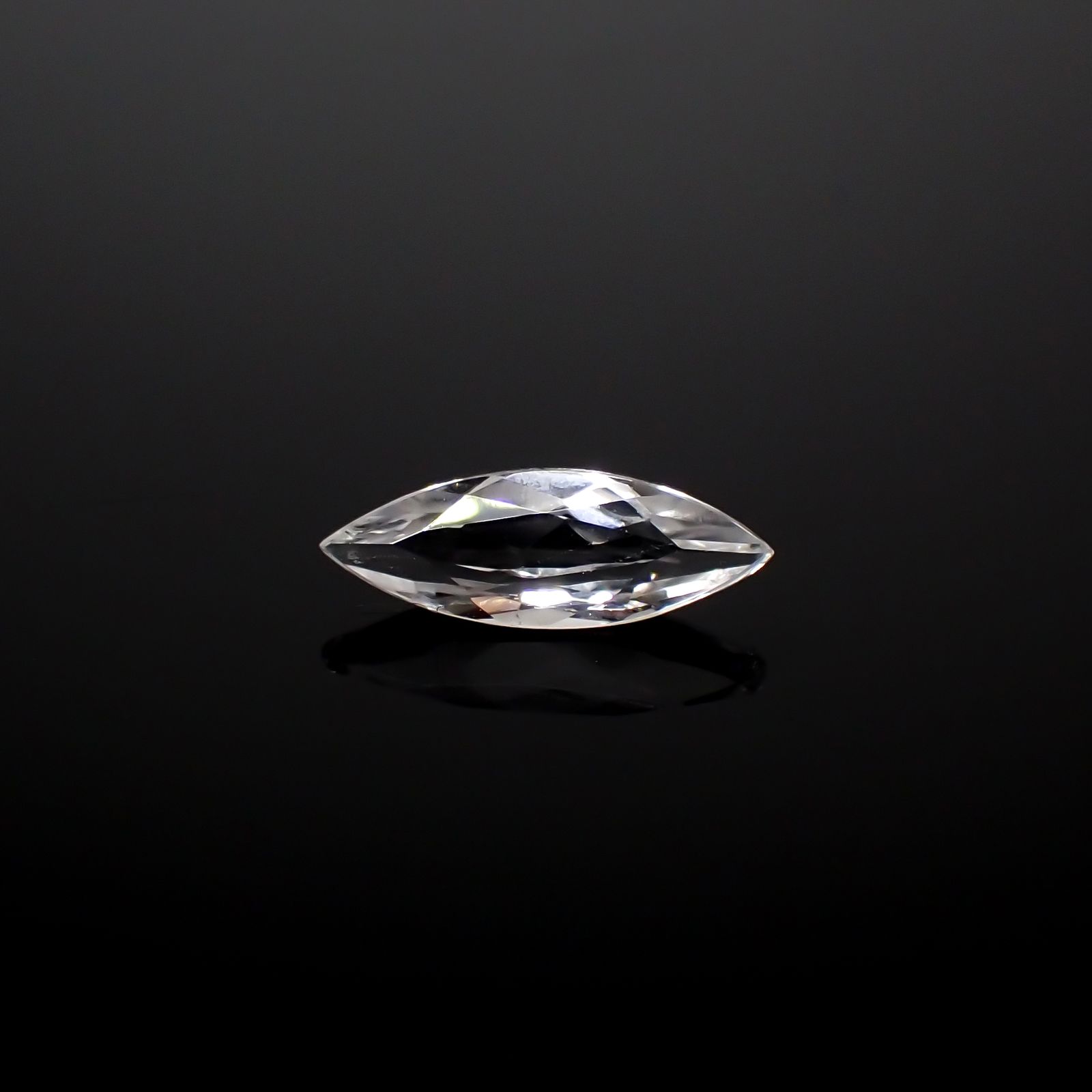 フェナカイト ブラジル産 0.71ct[240226271]10.8x3.7mm前後