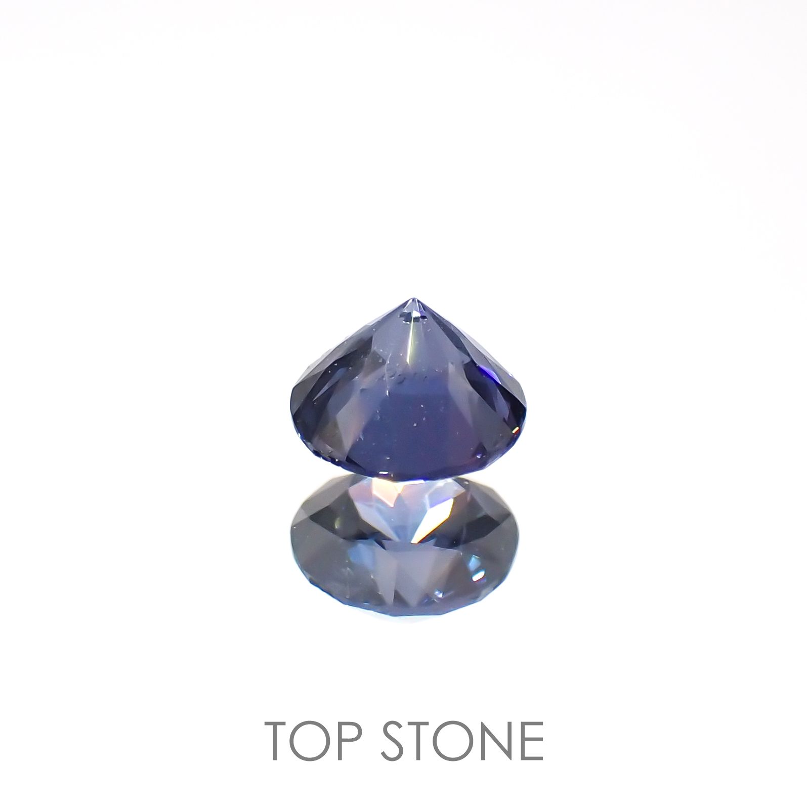 ブルーグレイッシュスピネル(宝石名スピネル)ビルマ/マダガスカル産 0.52ct 識別済[220516053]4.9x4.9mm前後