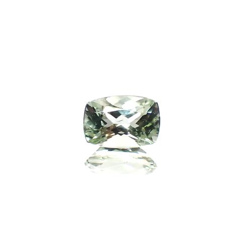 グリーントルマリン(宝石名トルマリン)ナイジェリア産 0.58ct 識別済[240628118]6.1x4.2mm前後