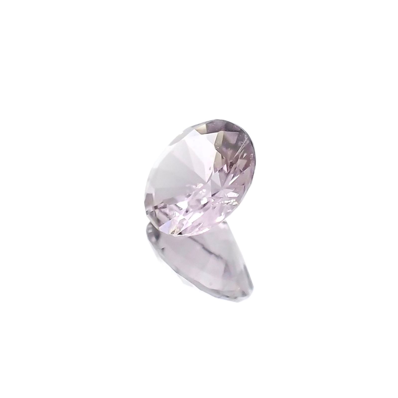 マリアライト(宝石名パープル・スキャポライト)タンザニア産 0.38ct 識別済[231023979]5.5x5.4mm前後