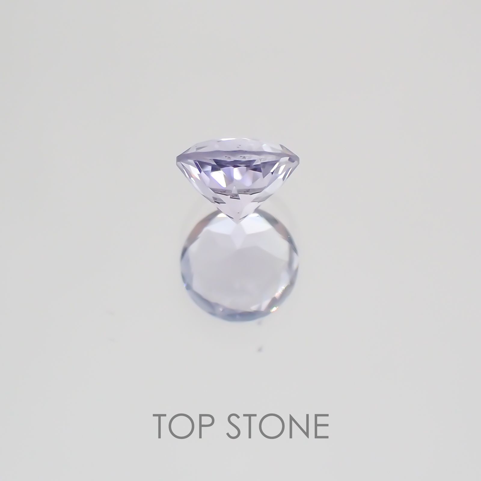 パープルスキャポライト(マリアライト) スリランカ産 ルース 0.21ct[21019559]4.2×4.2mm前後