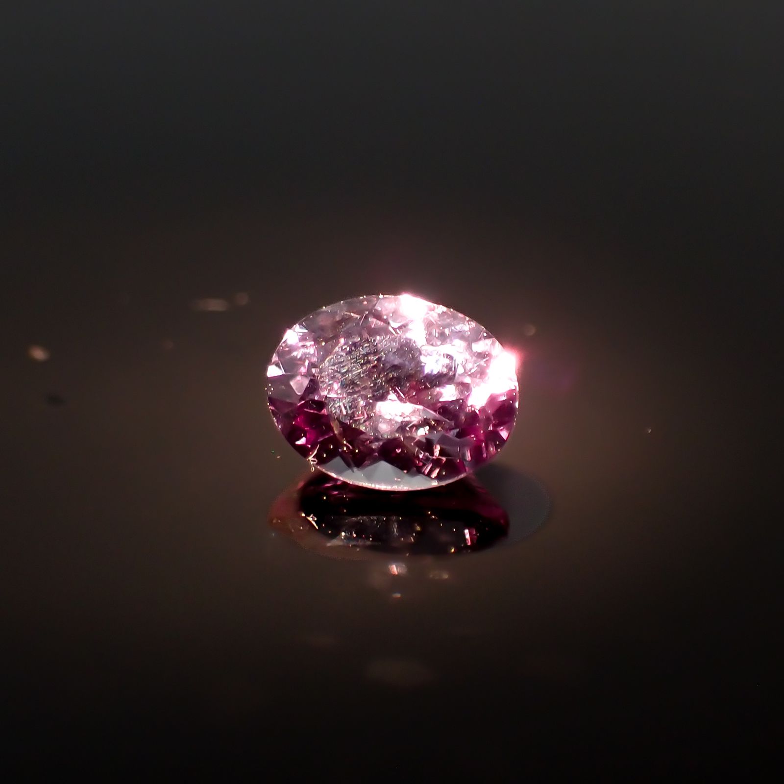 カラーチェンジガーネット アレキタイプ マダガスカル・ベキリー産 0.44ct[230923549]5x3.9mm前後