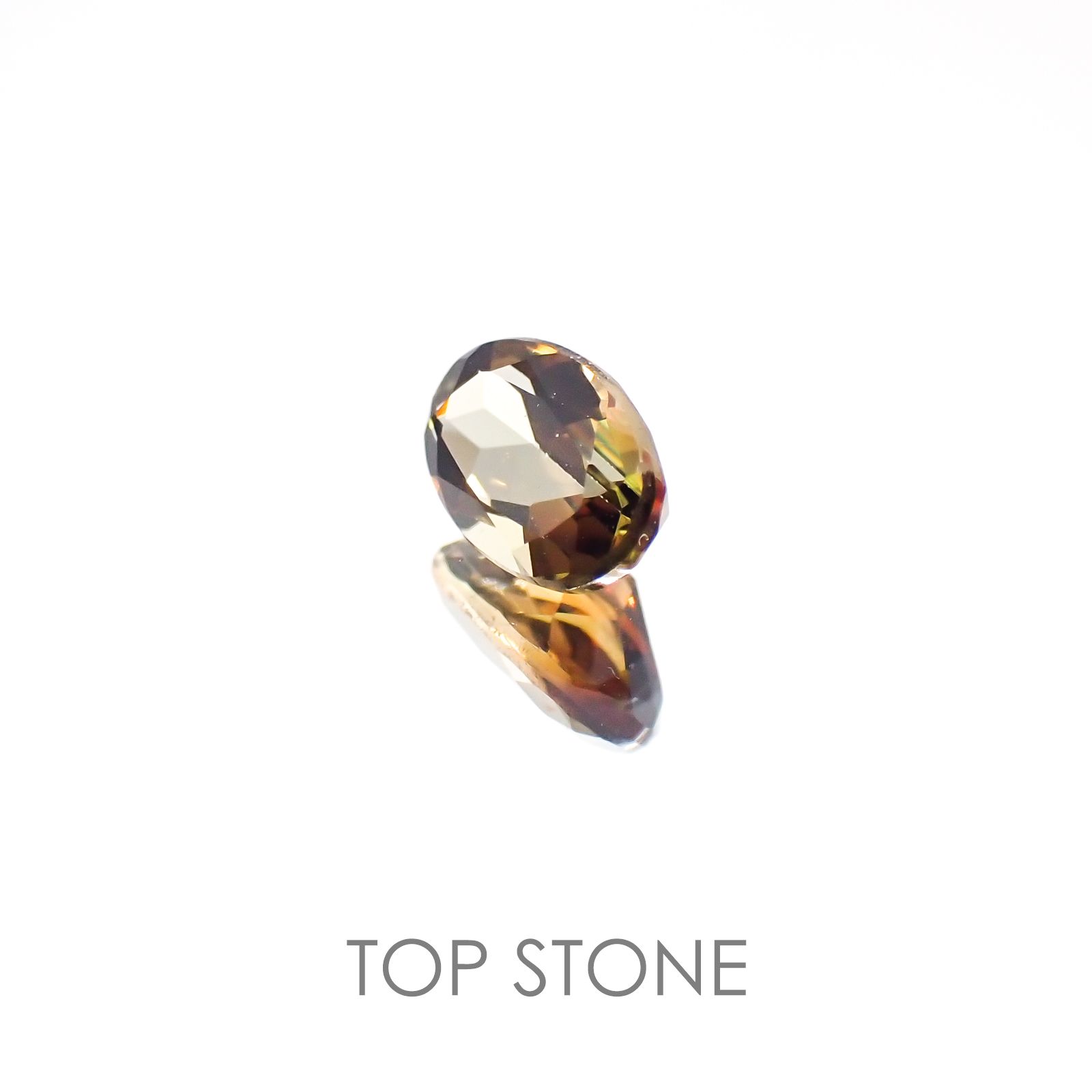 バイカラーアンダリュサイト スリランカ産 ルース 0.5ct[20117462]6×4mm前後