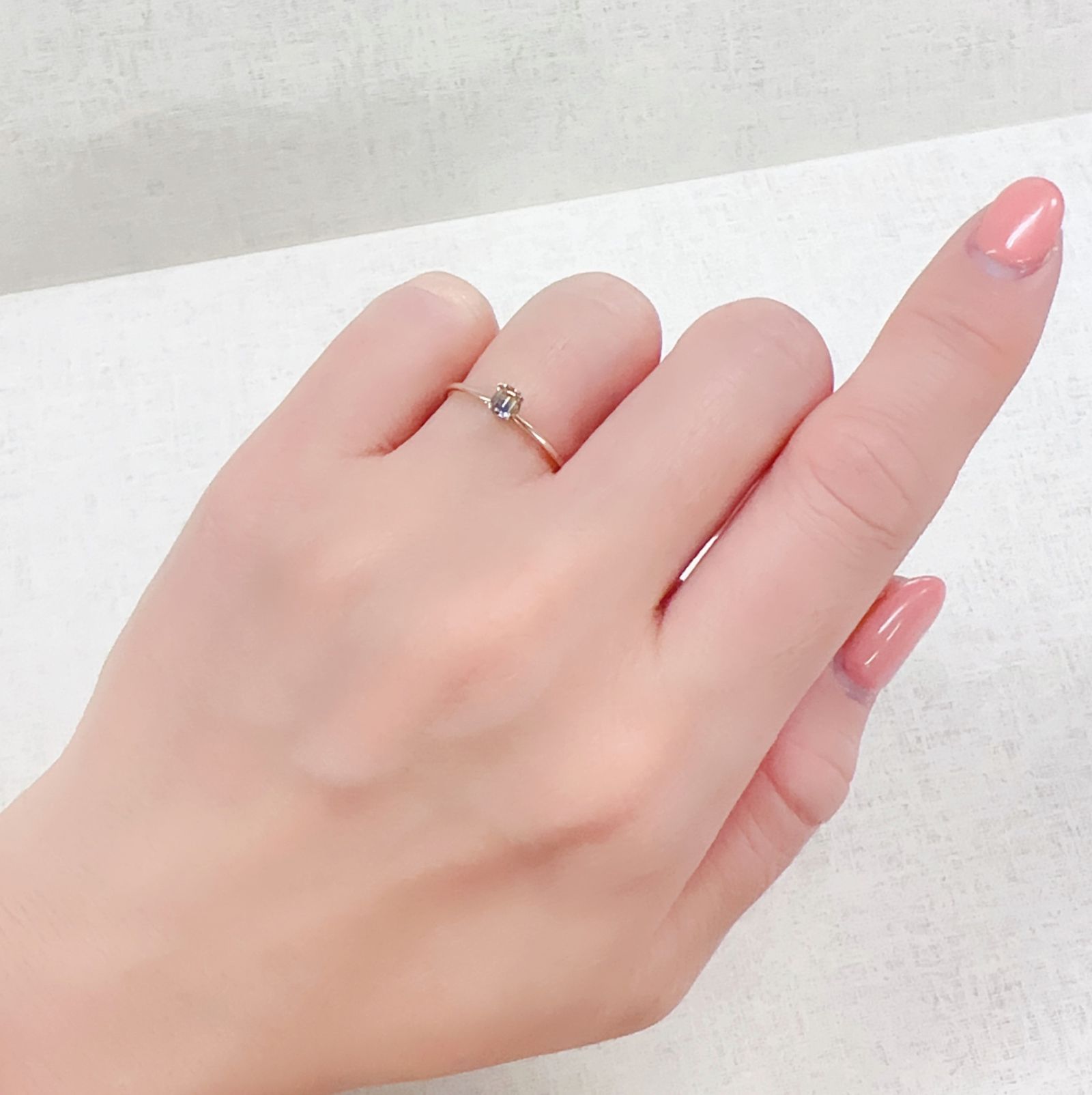 バイカラーサファイア マダガスカル/タンザニア産 0.21ct[230321017]3.4x2.7mm前後