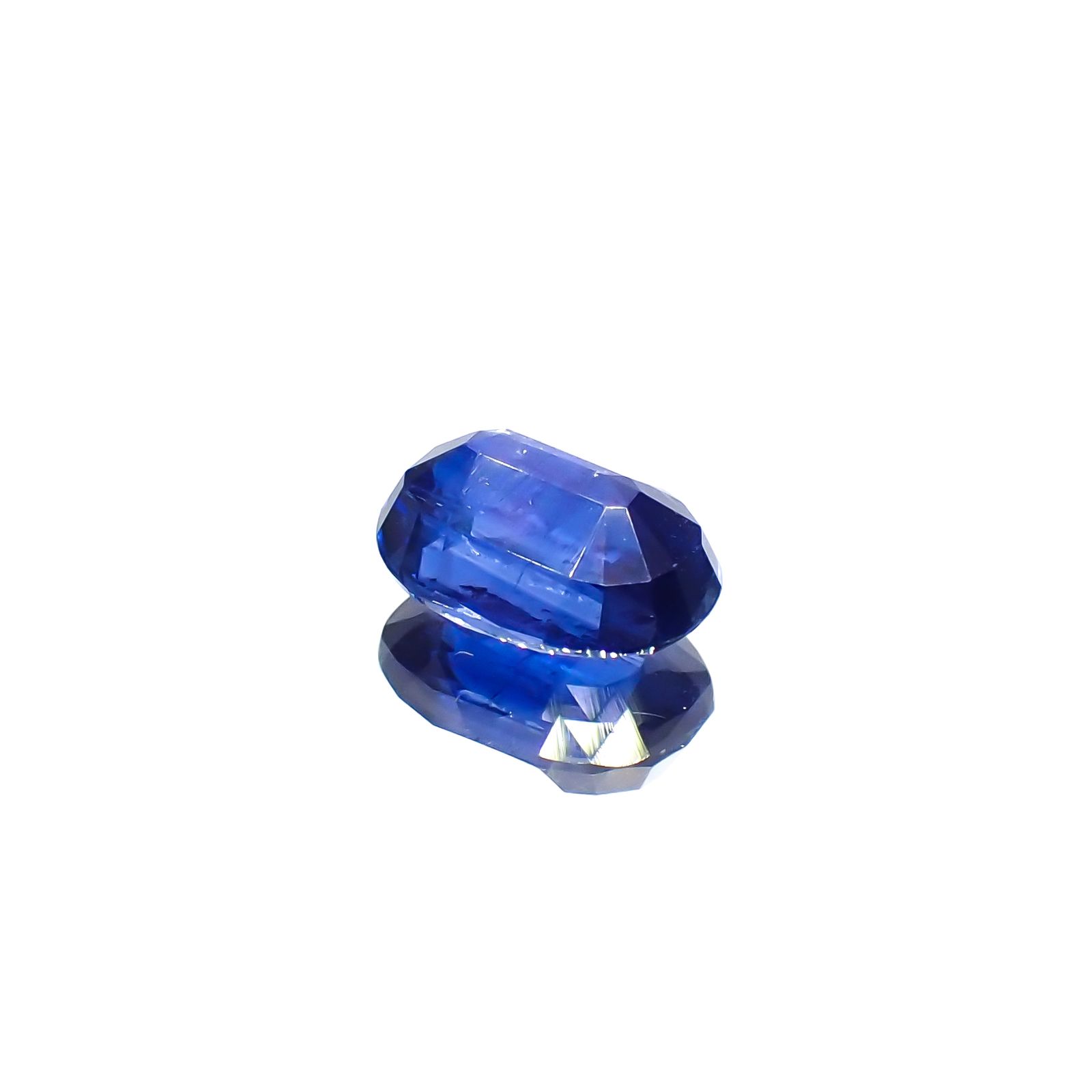 カイヤナイト(宝石名カイヤナイト)ネパール産 1.70ct 識別済[231124254]8.2x6.3mm前後