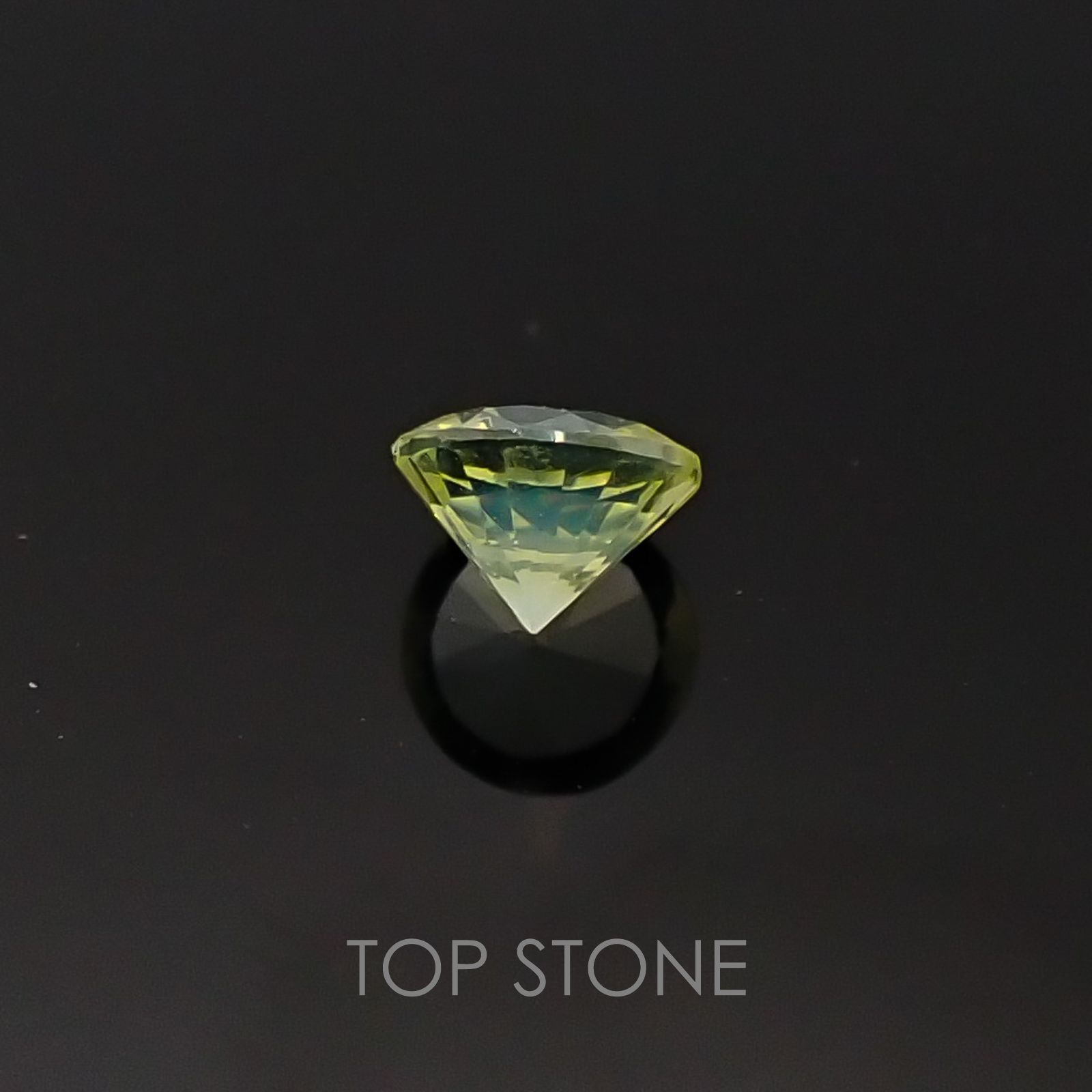 クリソベリルキャッツアイ スリランカ産 ルース 0.17ct[20085208]3.2×3.2mm前後
