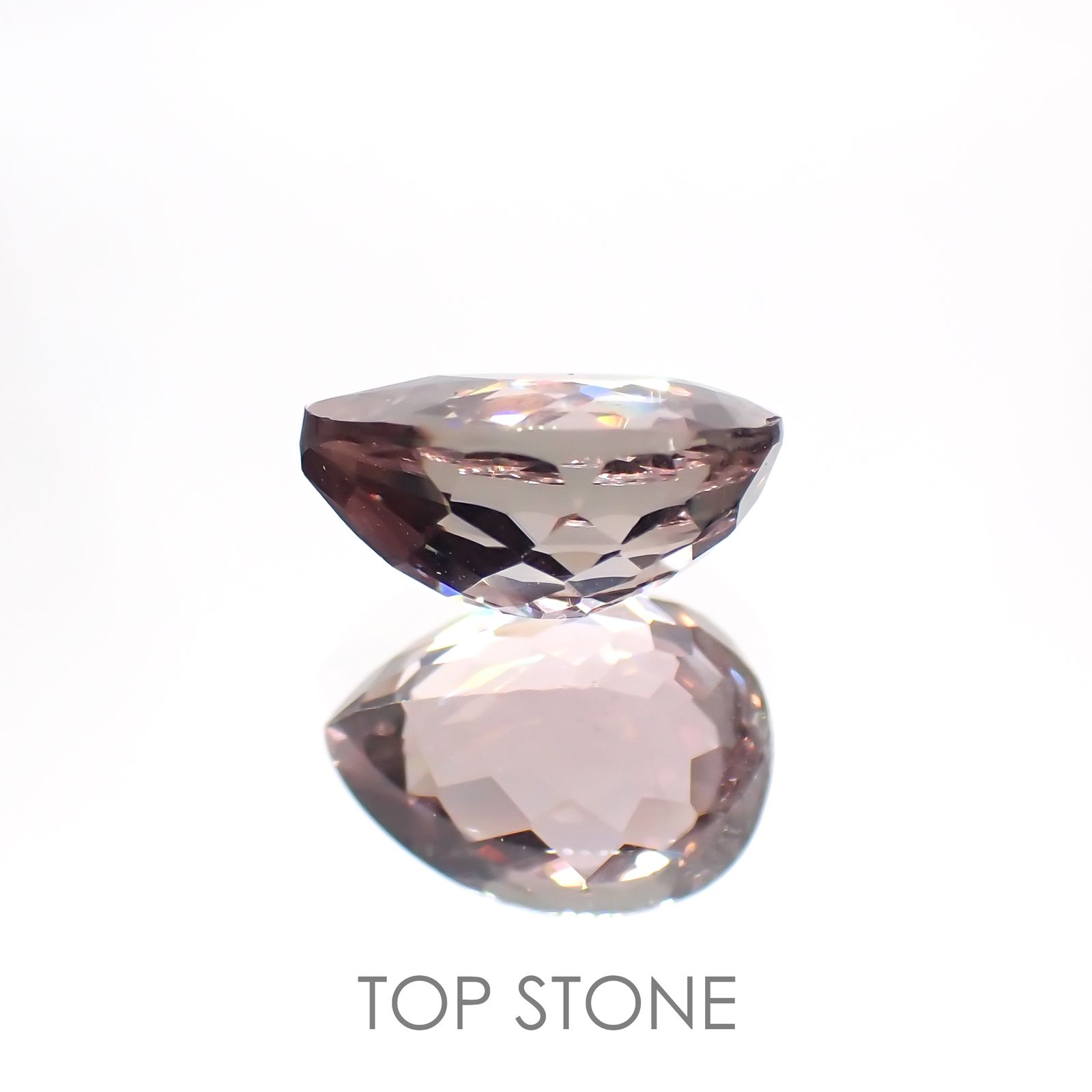 ピンクダイアスポア(宝石名ダイアスポア カラーチェンジ・タイプ) アフガニスタン産 2.863ct ソ付(彩珠)[21019210]10.1×7.7mm前後