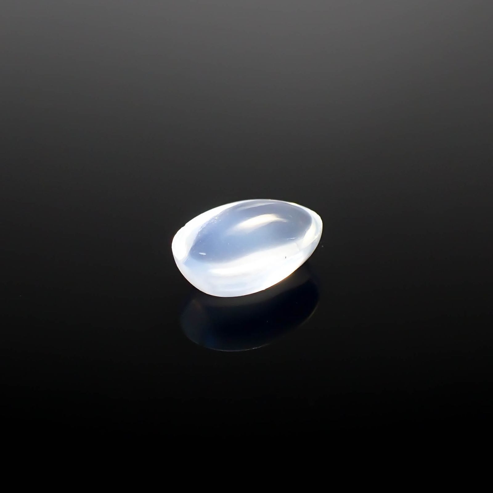 ムーンストーン(宝石名オーソクレース)インド/スリランカ産 1.07ct 識別済[240527722]8.1x6mm前後