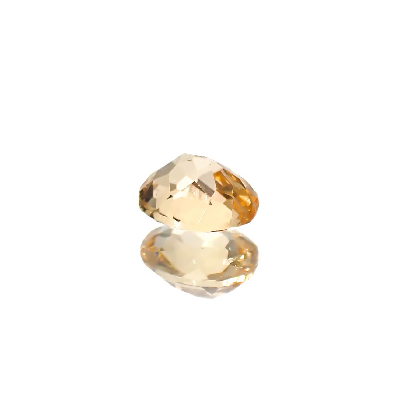 インペリアルトパーズ(宝石名トパーズ)ブラジル産 0.37ct / 4.8x4mm前後 [250630495]