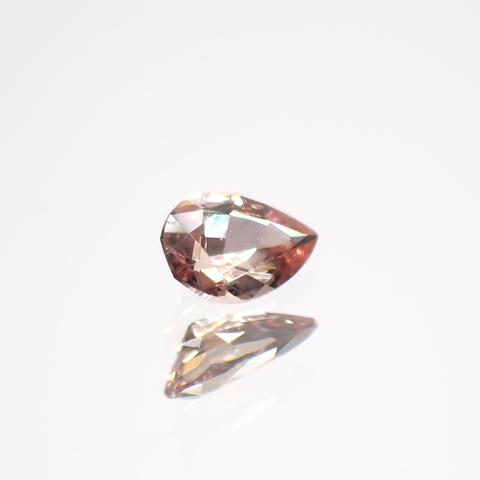 パパラチャサファイア(宝石名サファイア/別名パパラチャ・サファイア)スリランカ産 0.048ct ソ付[221219647]2.95x2mm前後