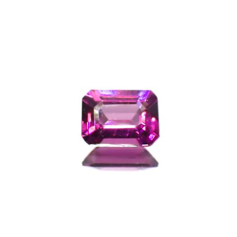 グレープガーネット(宝石名ガーネット)ブラジル産 0.54ct 識別済[240928708]5.5x4.1mm前後