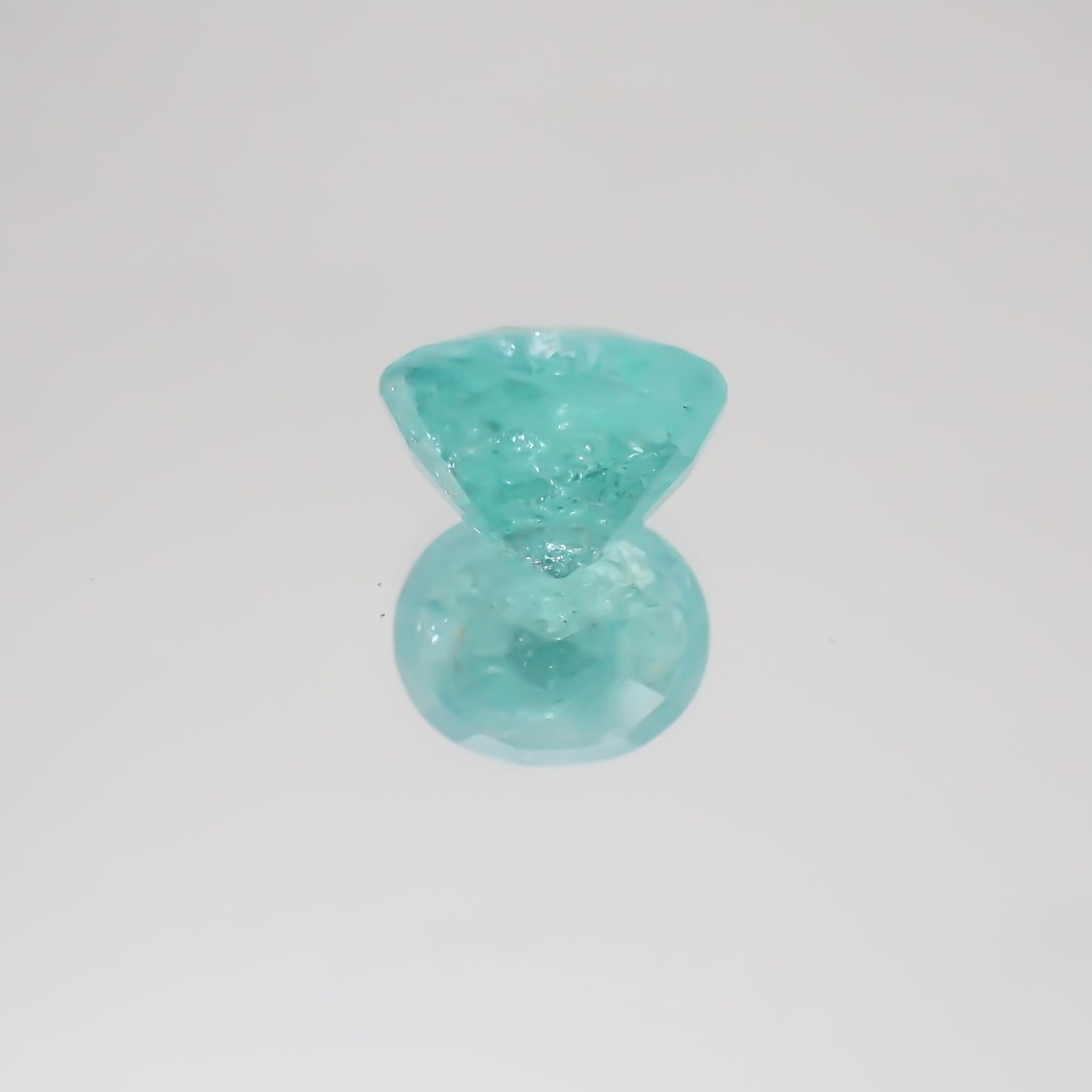 パライバトルマリン モザンビーク産 ルース 2.66ct[21059402]8.9×7.4mm前後