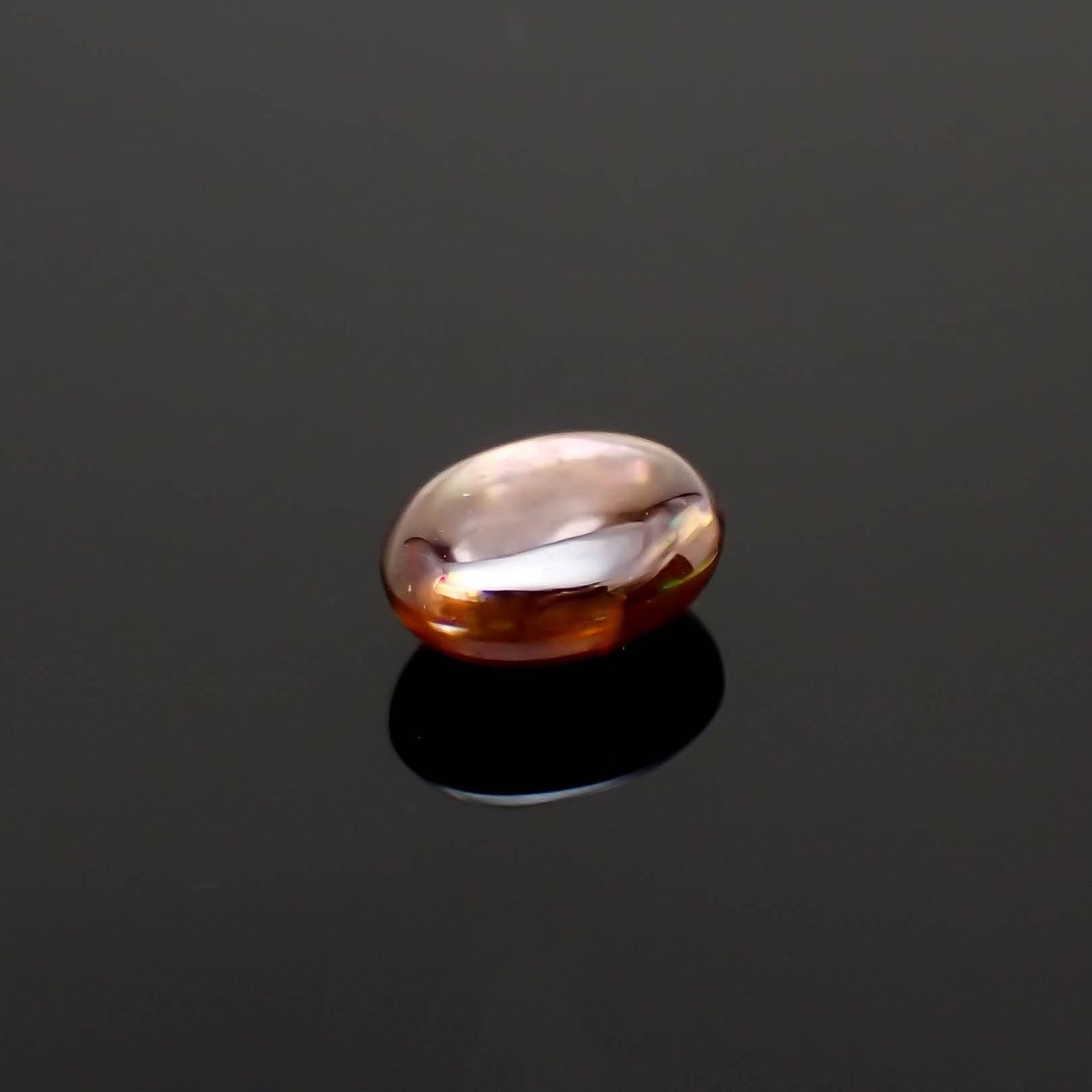 レインボーガーネット 日本・奈良県天川村産 2.62ct[230220771]8.6x6.7mm前後