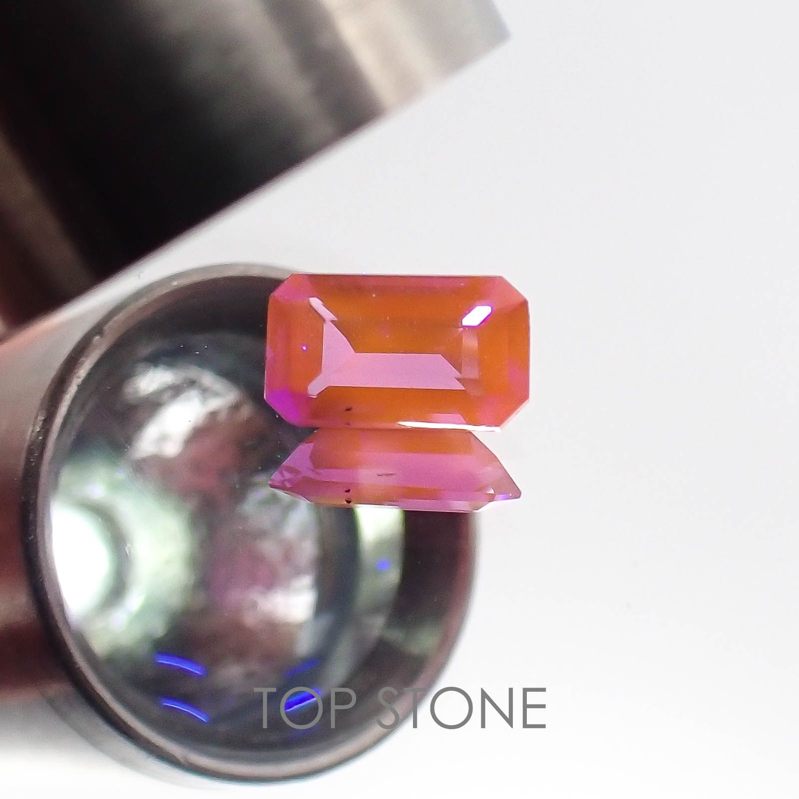 ハックマナイト アフガニスタン産 ルース 0.2ct[20074168]5.3×3.1mm前後