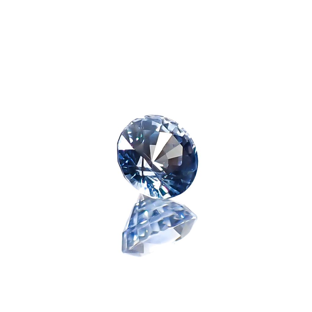 アイスブルーサファイア スリランカ産 0.32ct [250129733]3.8x3.8mm前後