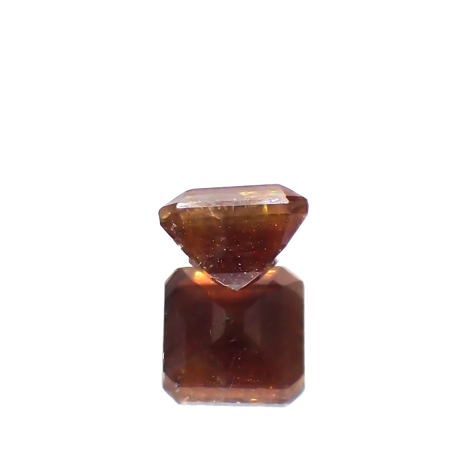 レインボーガーネット 日本・奈良県産 1.71ct[231023638]6.4x6.3mm前後