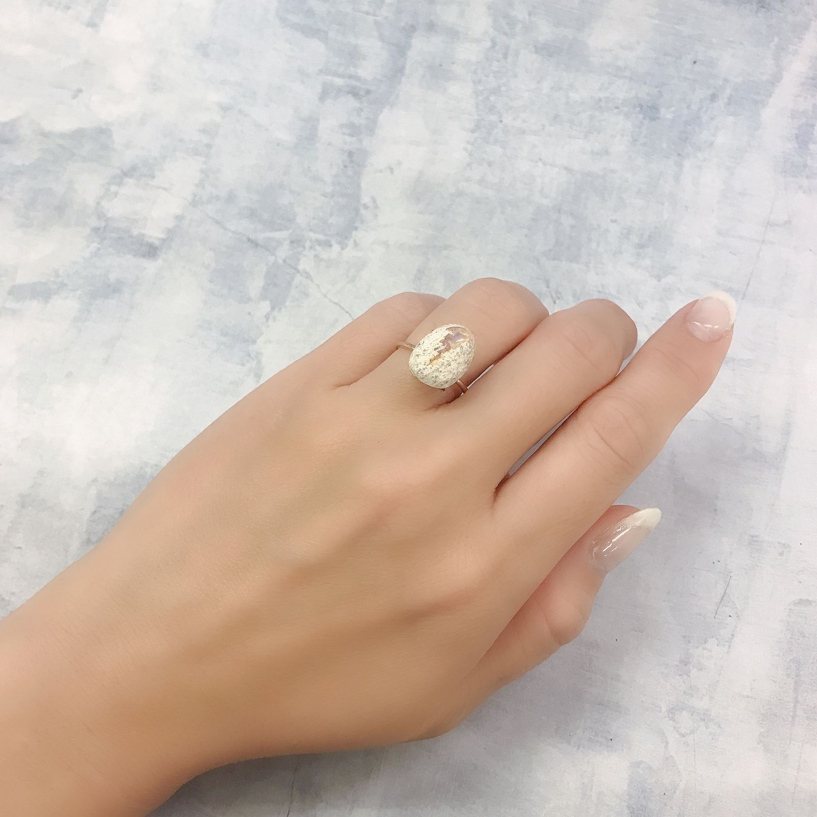 カンテラオパール  メキシコ産 4.68ct[220717197]13.7x10.4mm前後
