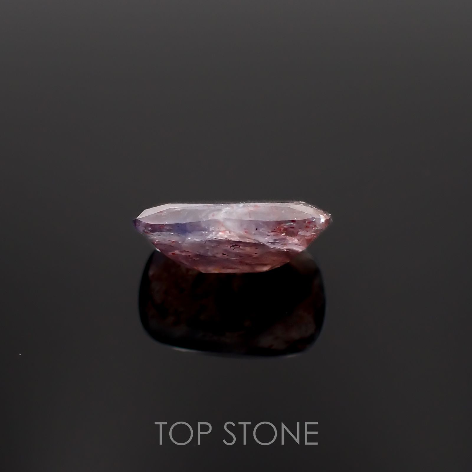 ブラッドショットアイオライト インド産 2.57ct[221219649]11.8x7.9mm前後