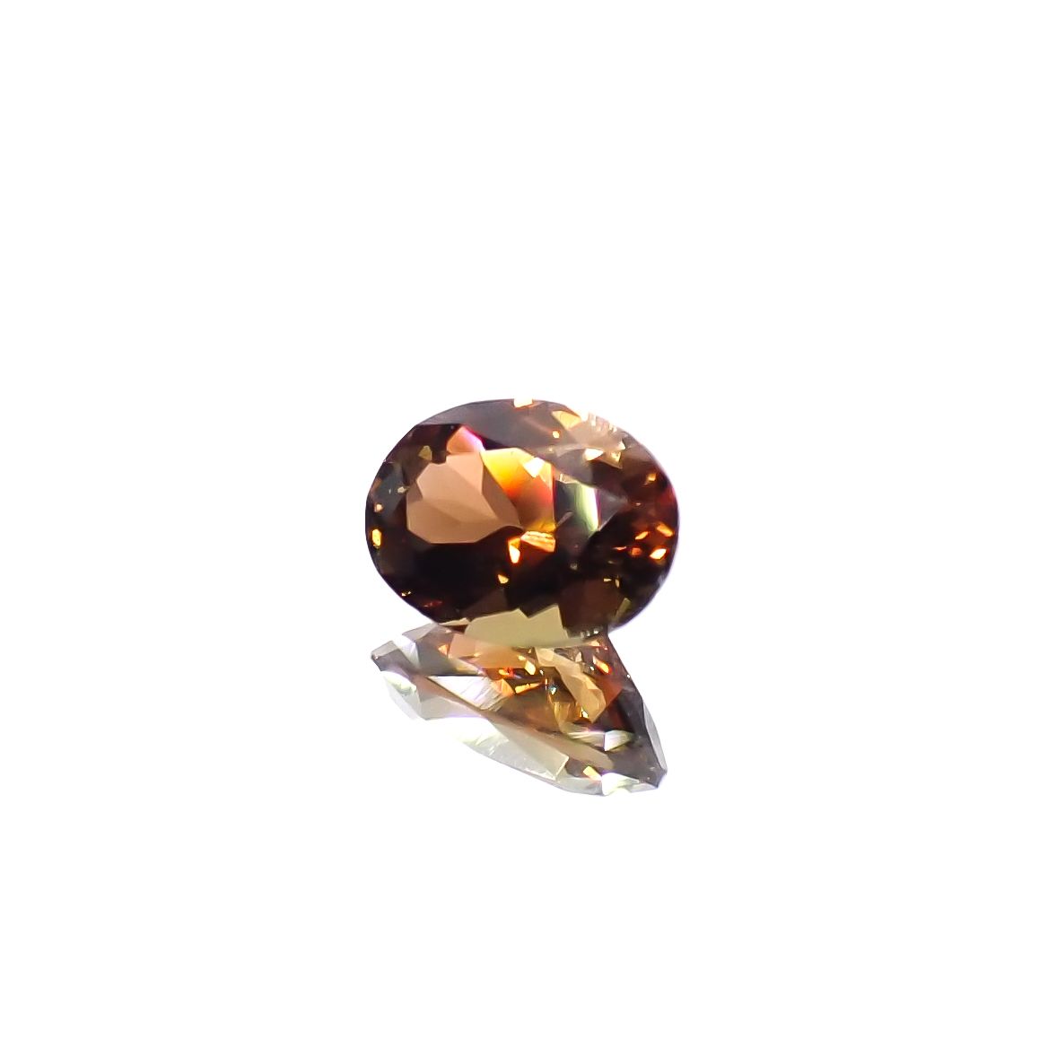 バイカラーアンダリュサイト スリランカ/マダガスカル産 0.58ct[240226143]6.1x4.5mm前後