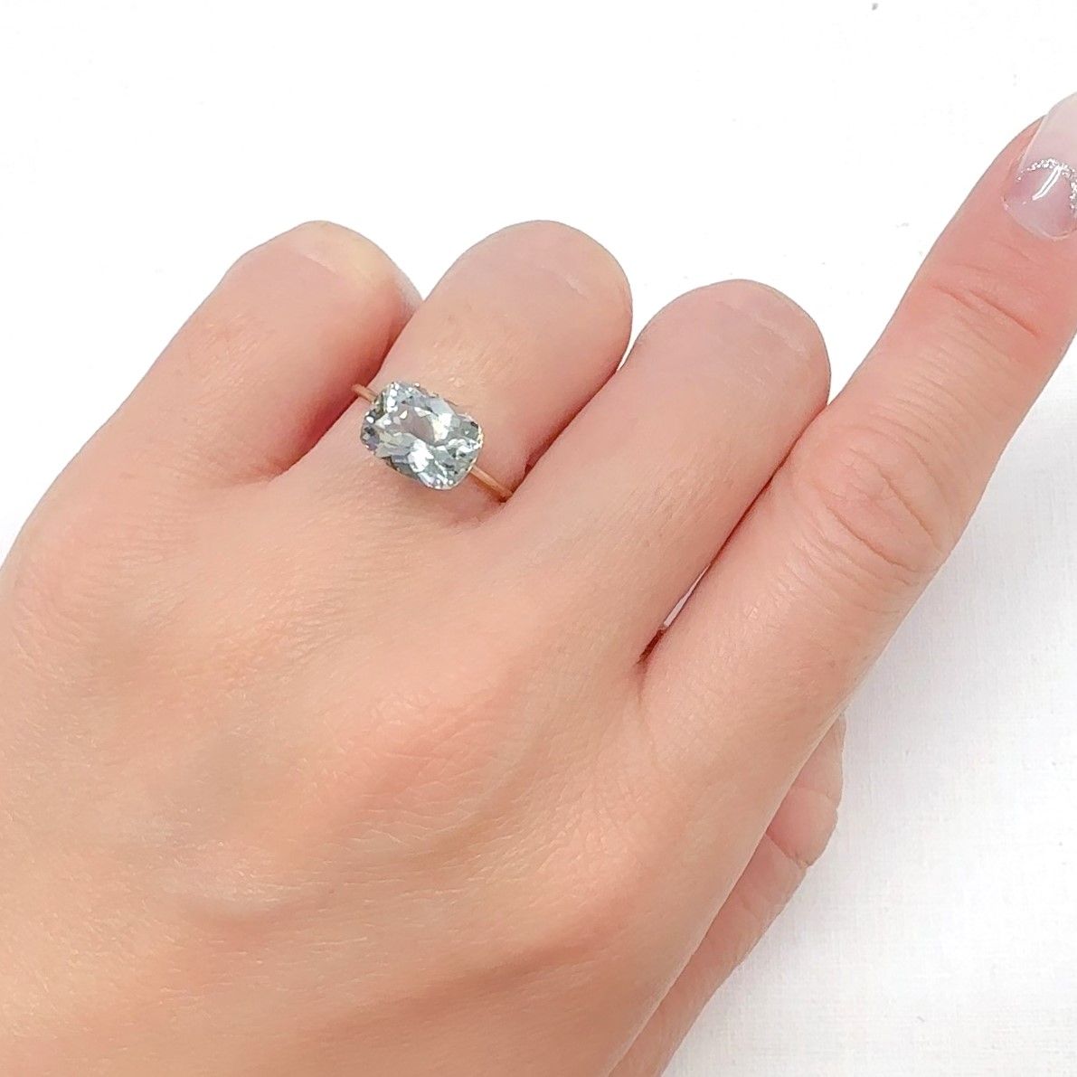 オリゴクレース(宝石名オリゴクレース)ケニア産 2.67ct 識別済[240628003]9.6x7.3mm前後