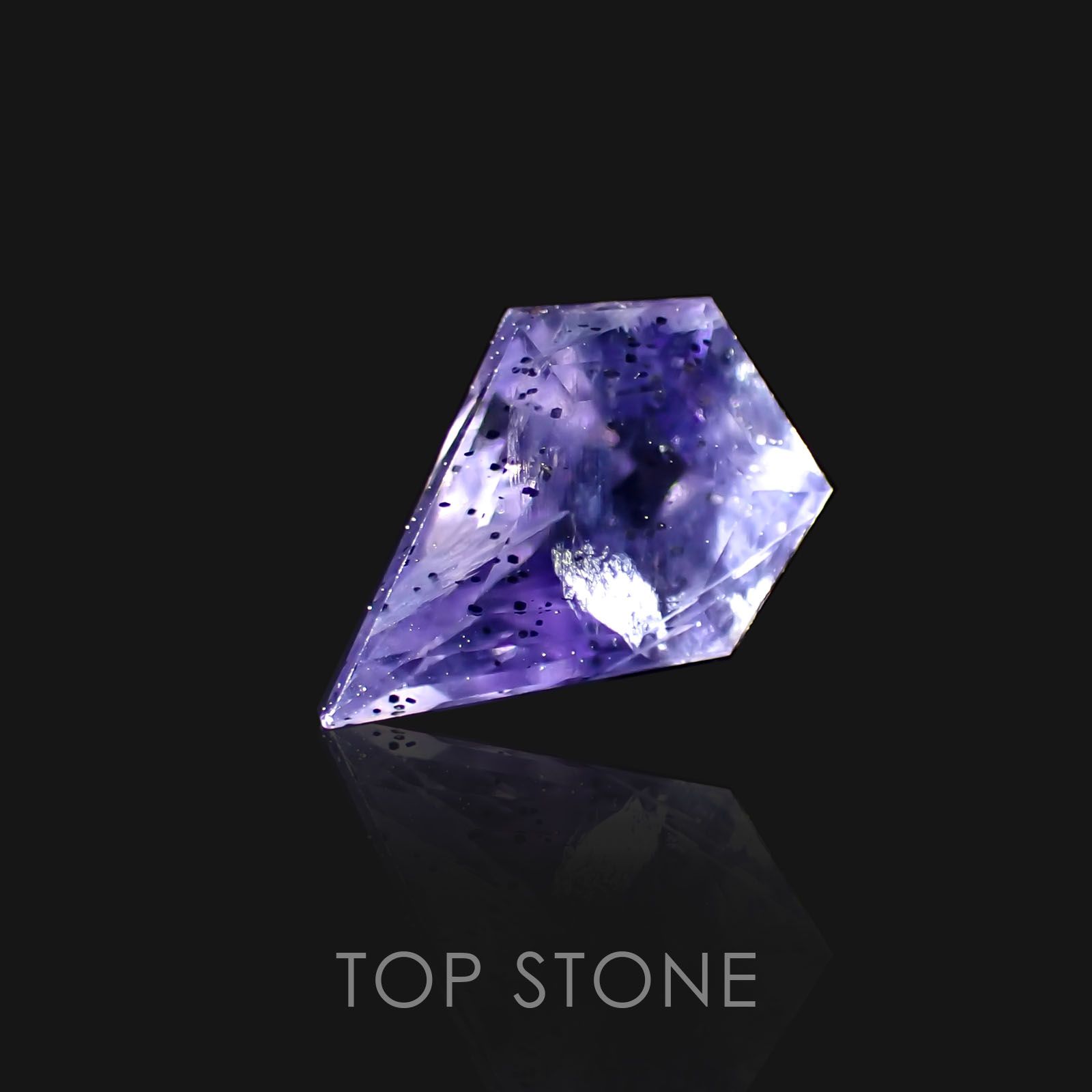 ◇カスタムカット◇アイオライトサンストーン インド・ブラジル産 ルース 1.14ct[21019199]9×6.6mm前後