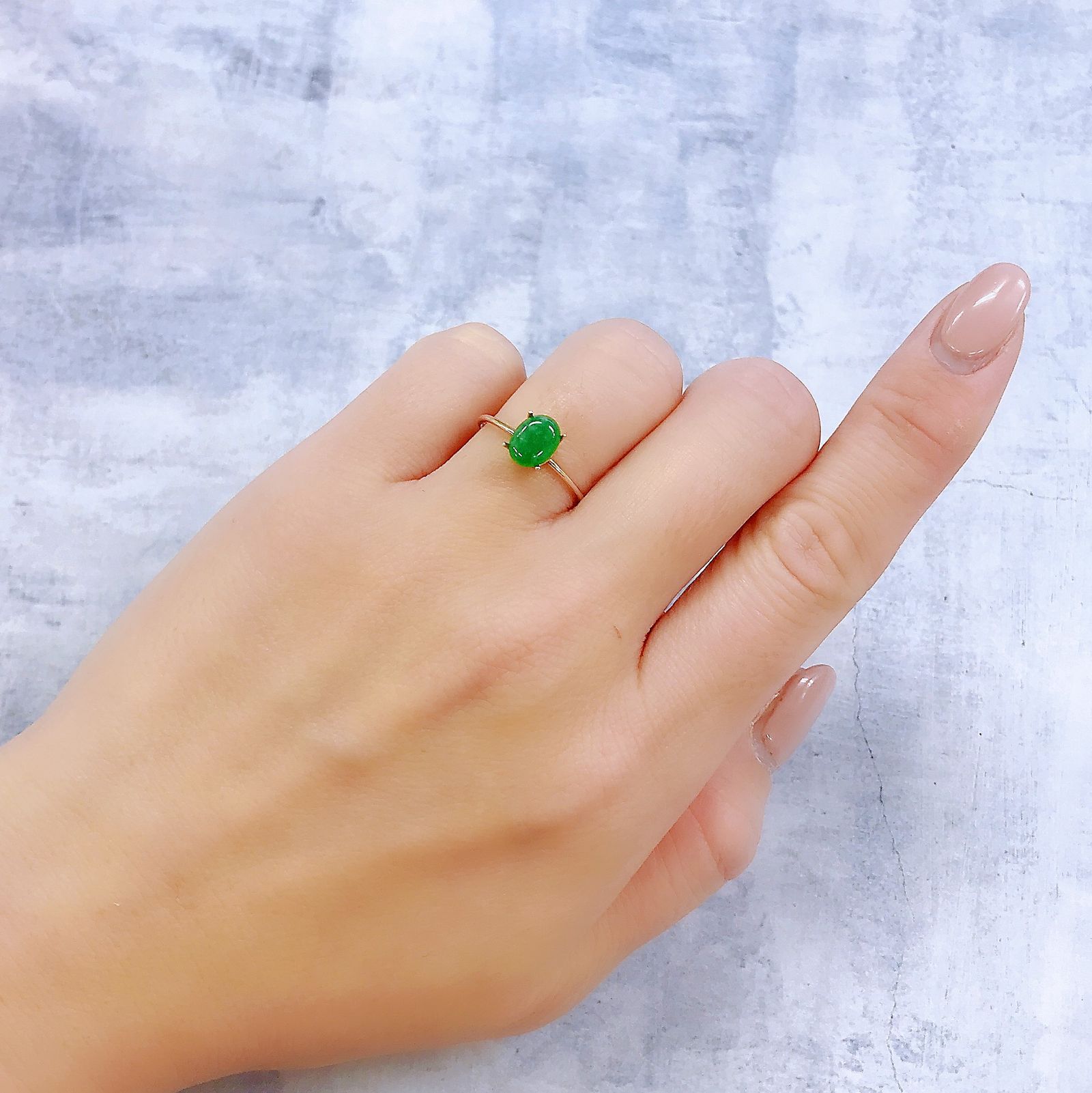 翡翠(宝石名ジェダイト(翡翠))ビルマ産 1.037ct ソ付(彩珠
