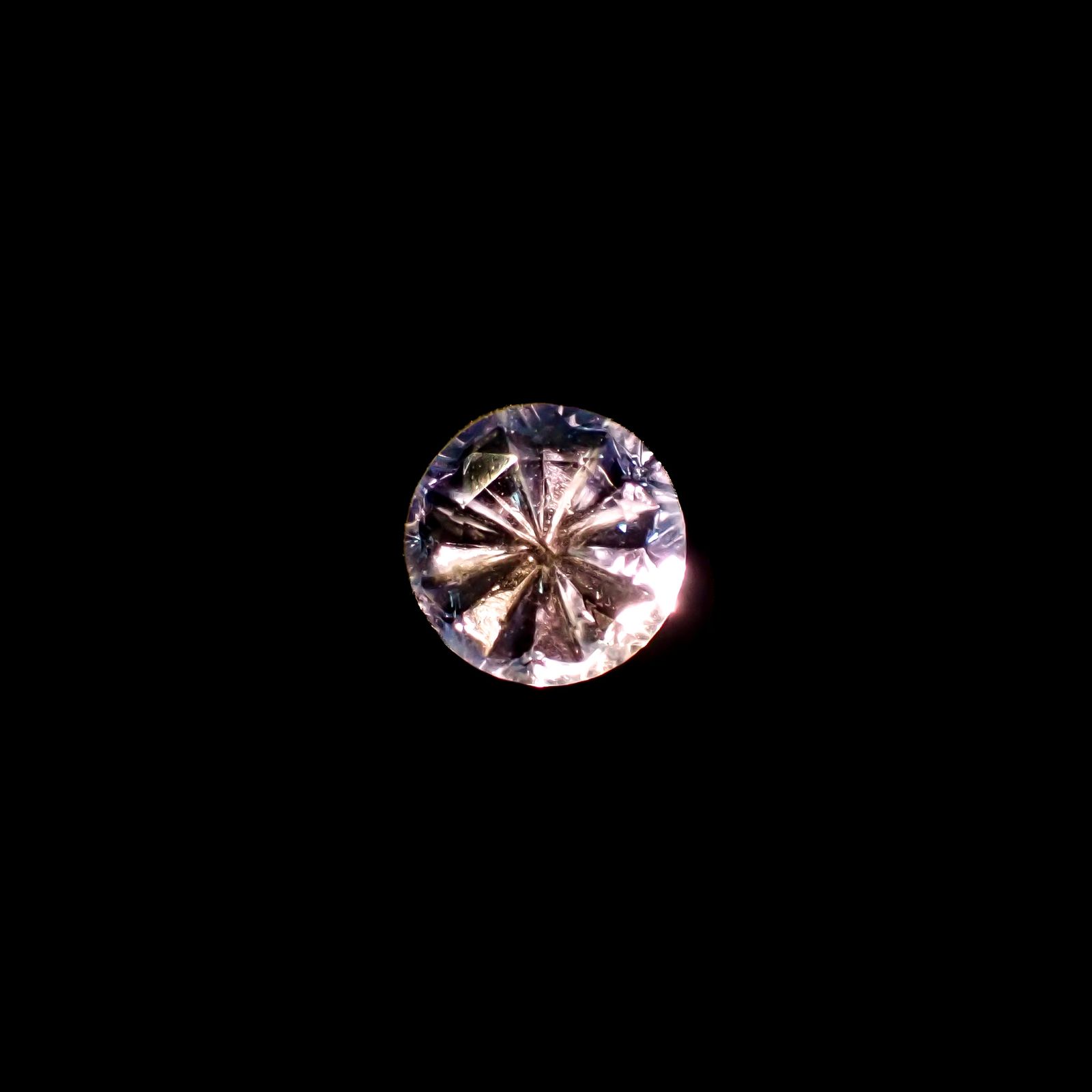◇甲州貴石切子Plus Three◇カラーチェンジフローライト カード付き ブラジル産 1.97ct[240628260]8x8mm前後