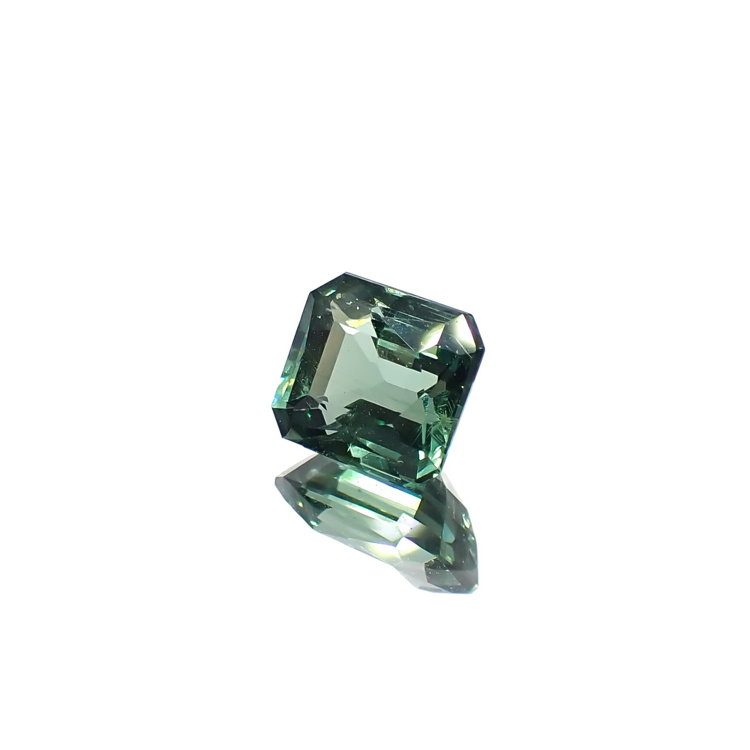 ノーブルモロキサイト(グリーンアパタイト) マダガスカル産 1.56ct[240928980]6.9x6mm前後