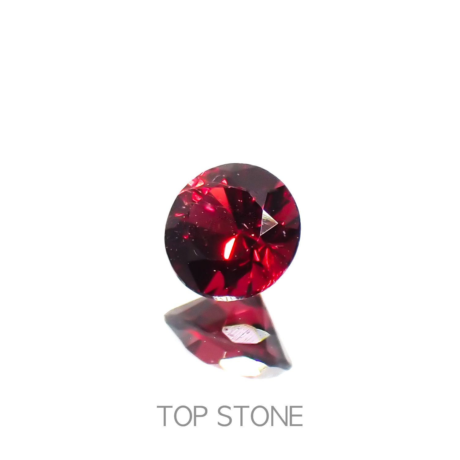 レッドスピネル ビルマ/マダガスカル産 0.21ct[230220548]3.6x3.5mm前後