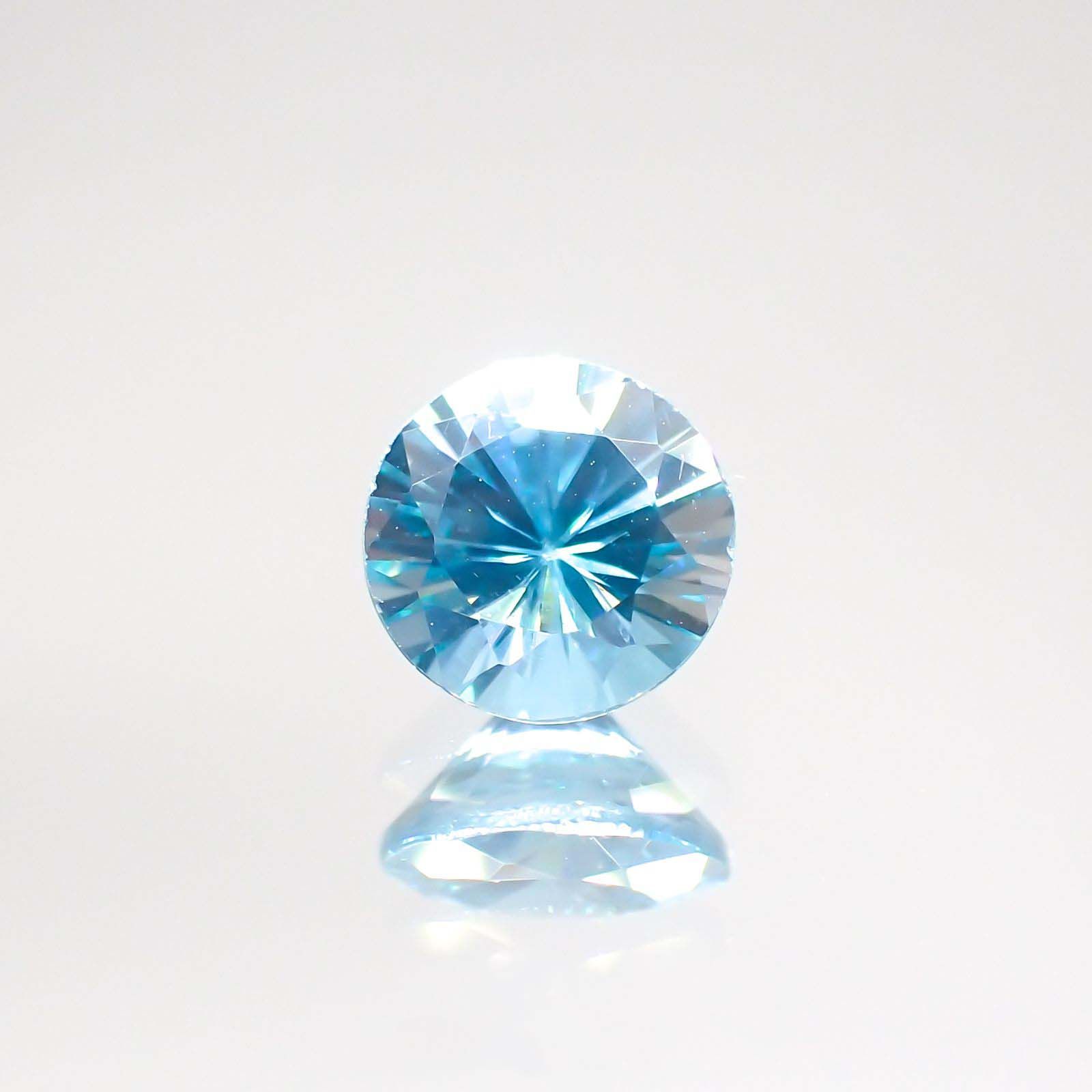 ブルージルコン(宝石名ジルコン) カンボジア産 1.21ct 識別済[211013439]6×6mm前後