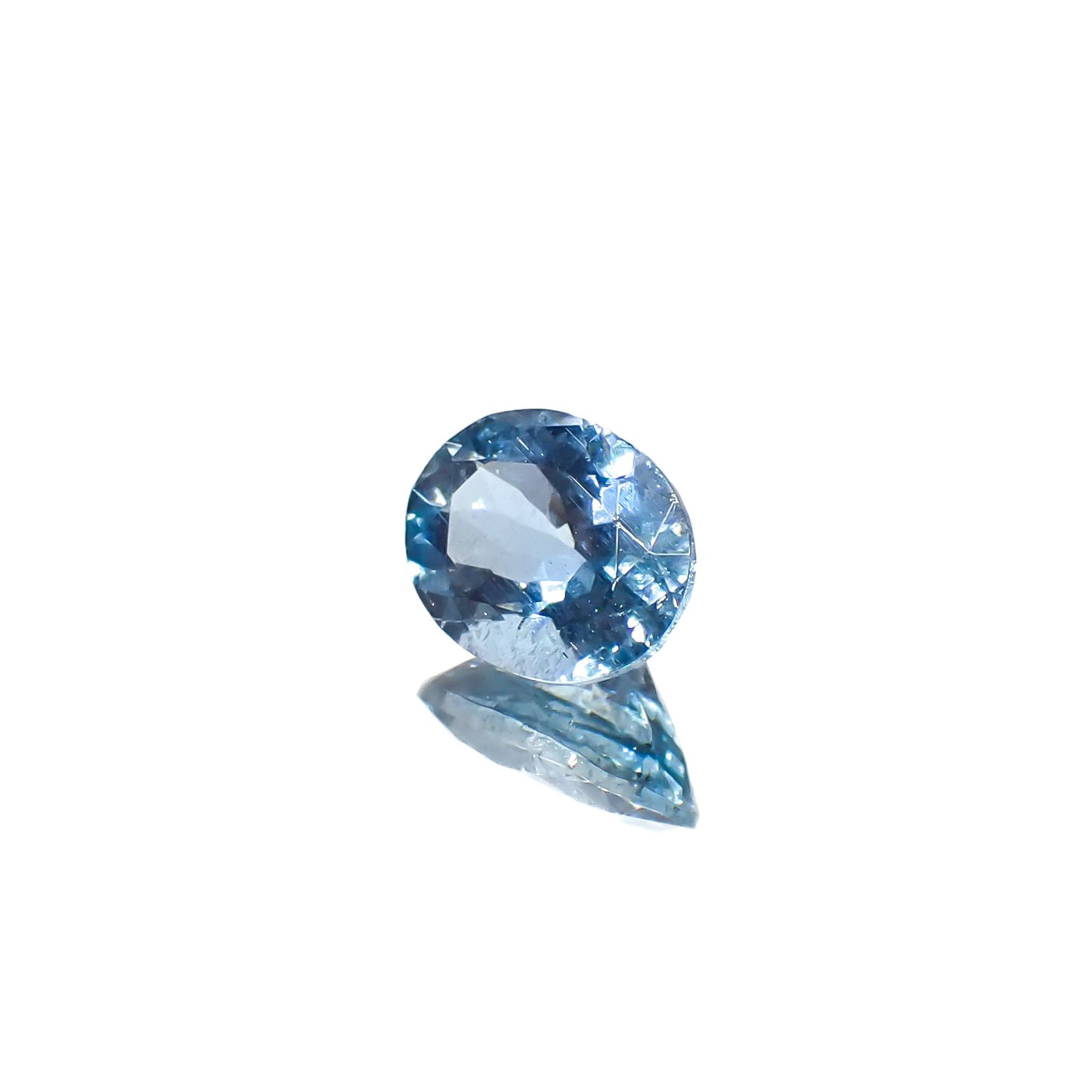 アクアマリン サンタマリアカラー マダガスカル産 1.15ct[240326976]8x6.1mm前後