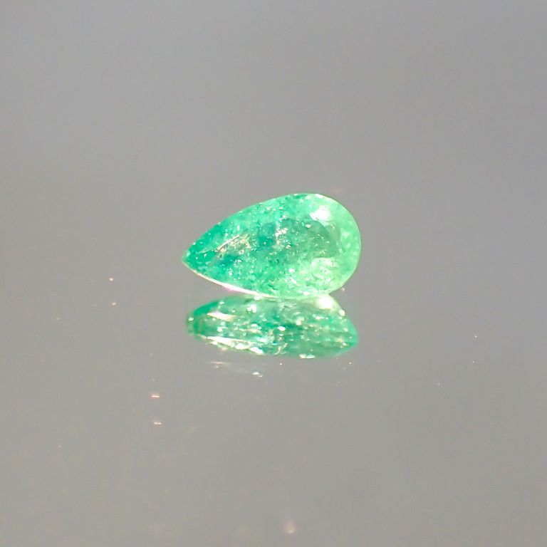 パライバトルマリン ブラジル産 ルース 0.34ct[20127240]6.2×3.6mm前後