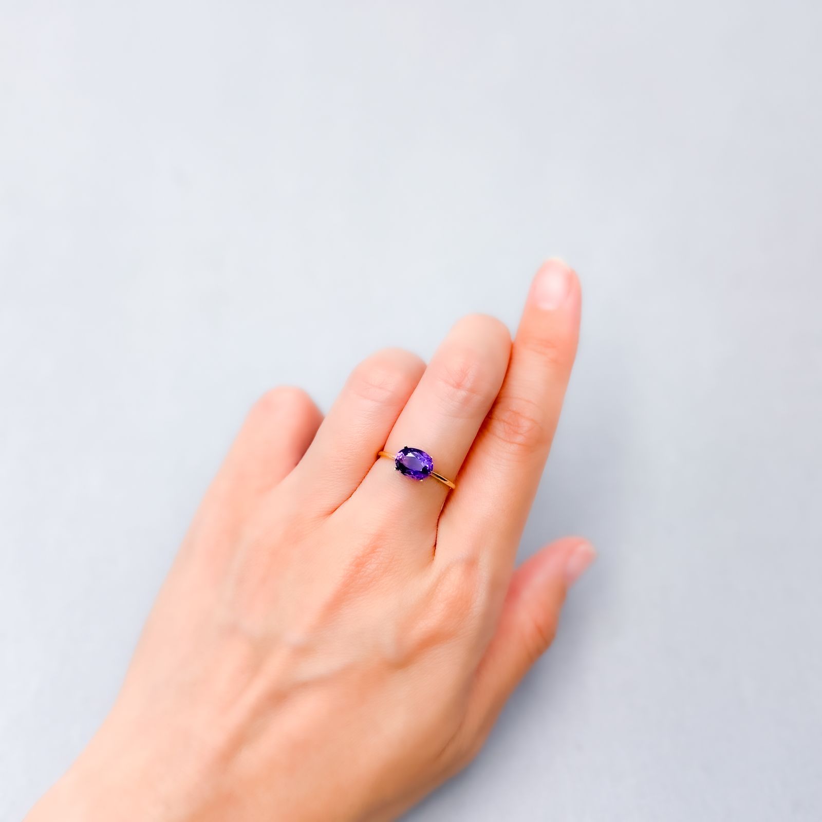 カラーシフトアメジスト ブラジル/ウルグアイ産 1.24ct [250530323]8.2x6.2mm前後