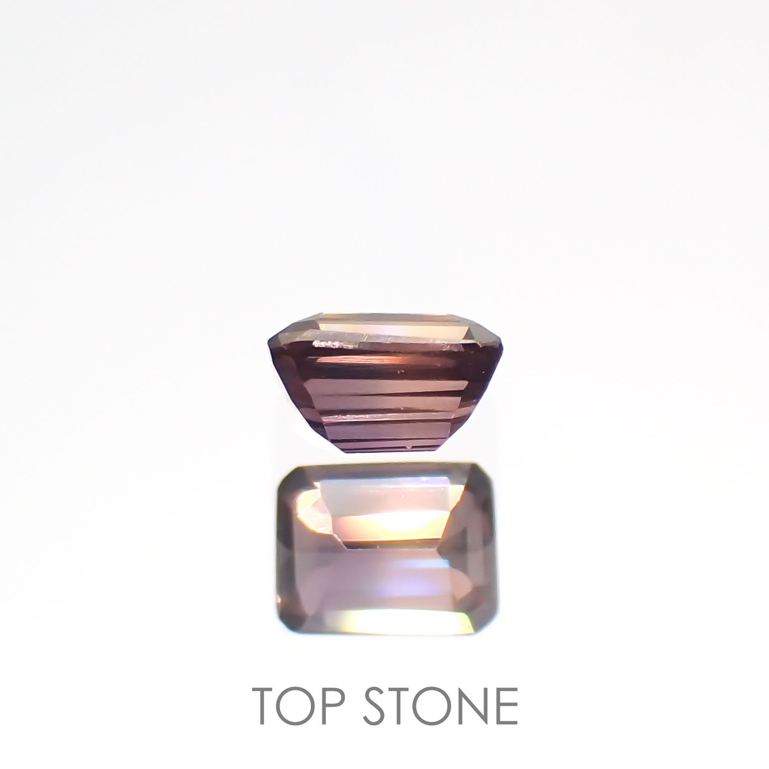 バイカラーサファイア(宝石名バイカラー・サファイア) マダガスカル/タンザニア産 0.23ct 識別済[210912490]3.5×2.7mm前後