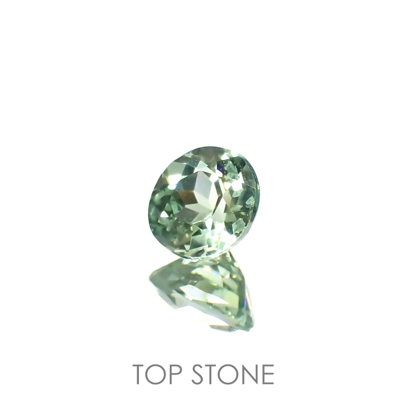 バナジウムコーネルピン(宝石名コーネルピン)タンザニア・タンガ州産 0.42ct 識別済[230320926]4.6x4.4mm前後