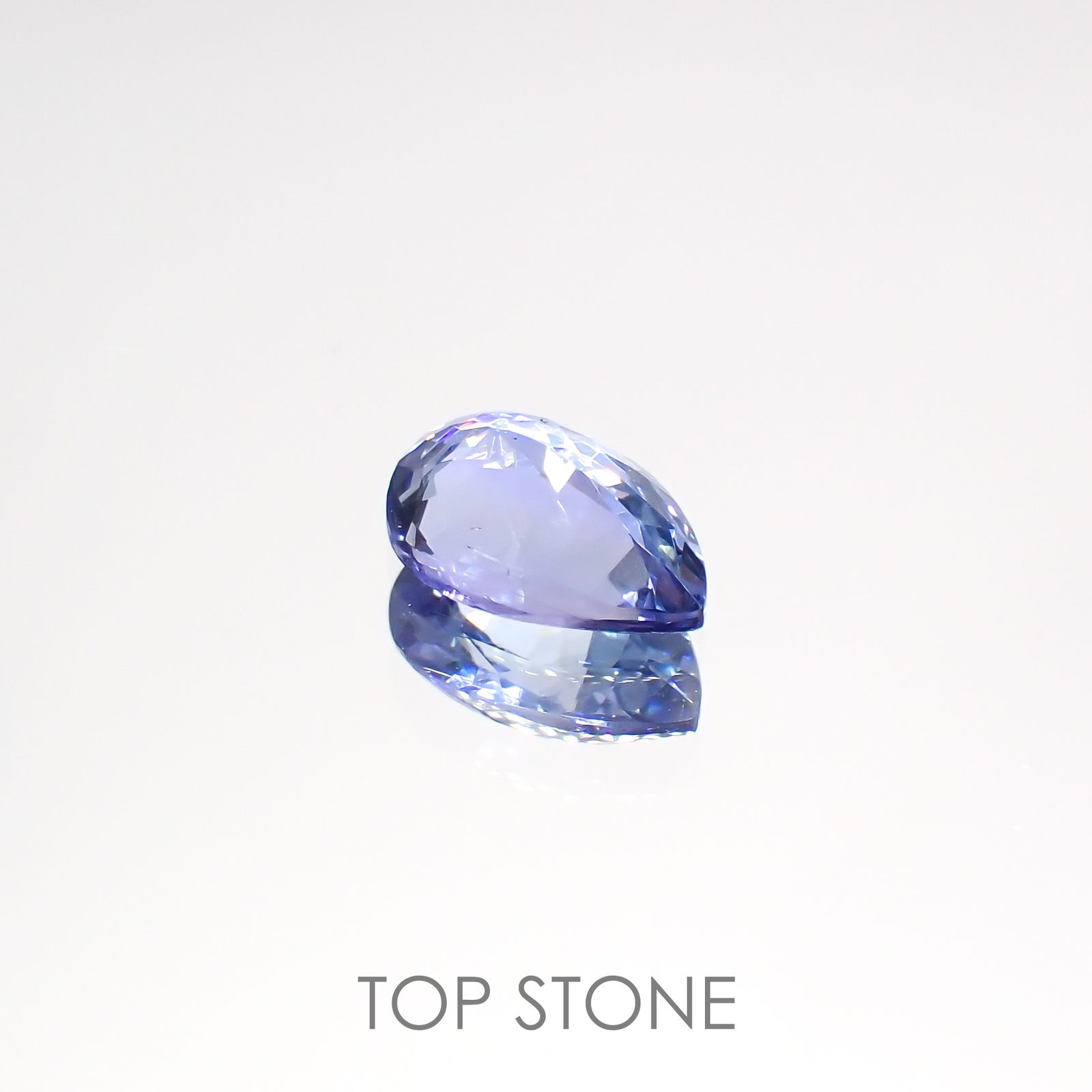 バイカラータンザナイト(宝石名ゾイサイト)タンザニア産 1.03ct 識別済[220515899]8.1x5.8mm前後