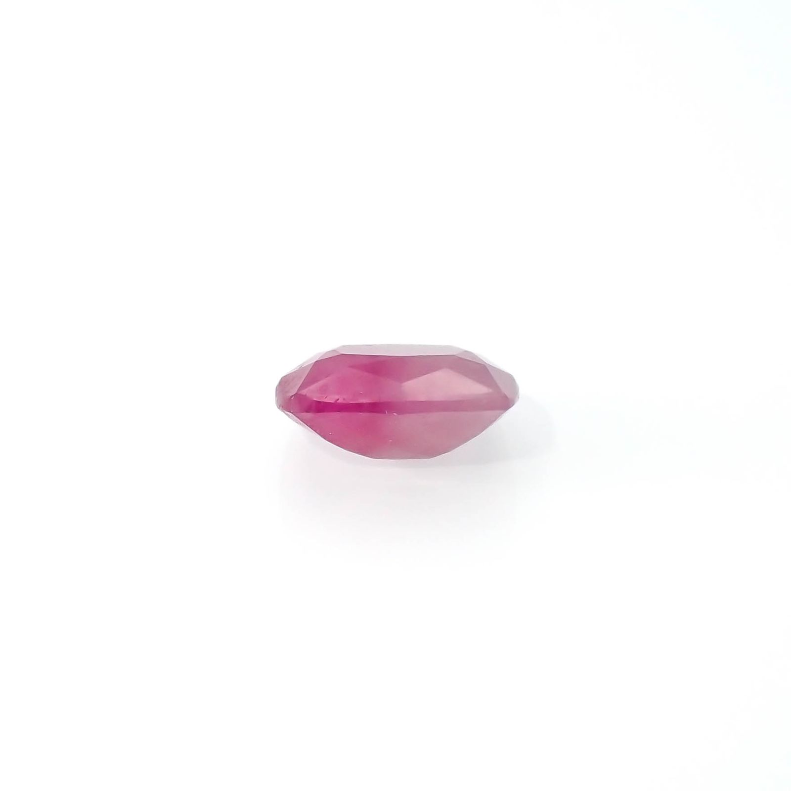 バイカラールビー アフリカ産 3.25ct[240125631]9.2x8.3mm前後