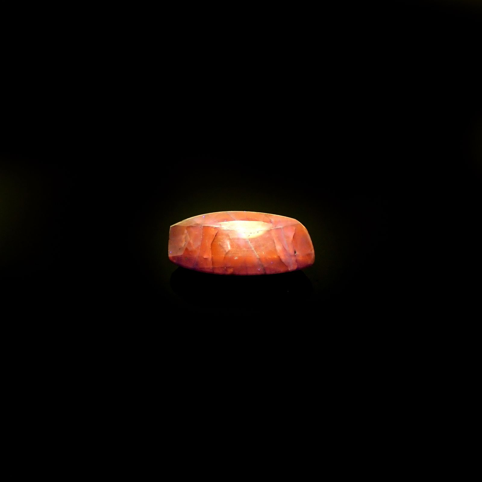 ◇カスタムカット◇アウイナイト フルオレッセンス アフガニスタン産 2.54ct[240326387]13.8x6.1mm前後