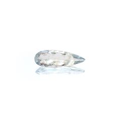 アベンチュリンアクアマリン(宝石名アクアマリン) ナイジェリア産 識別済 2.31ct / 17.4x6.2mm前後 [210712970]