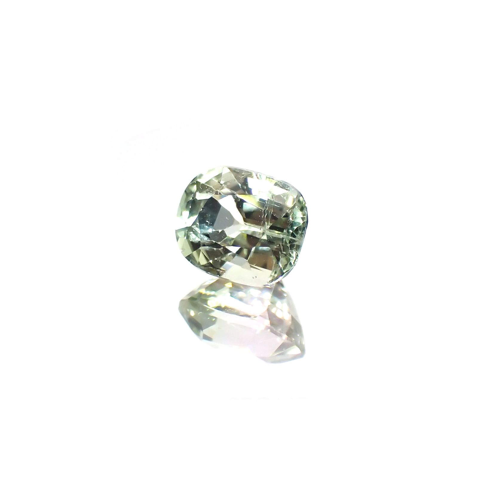 パステルカラートルマリン アフガニスタン産 1.14ct [220114102]6.7x5.4mm前後