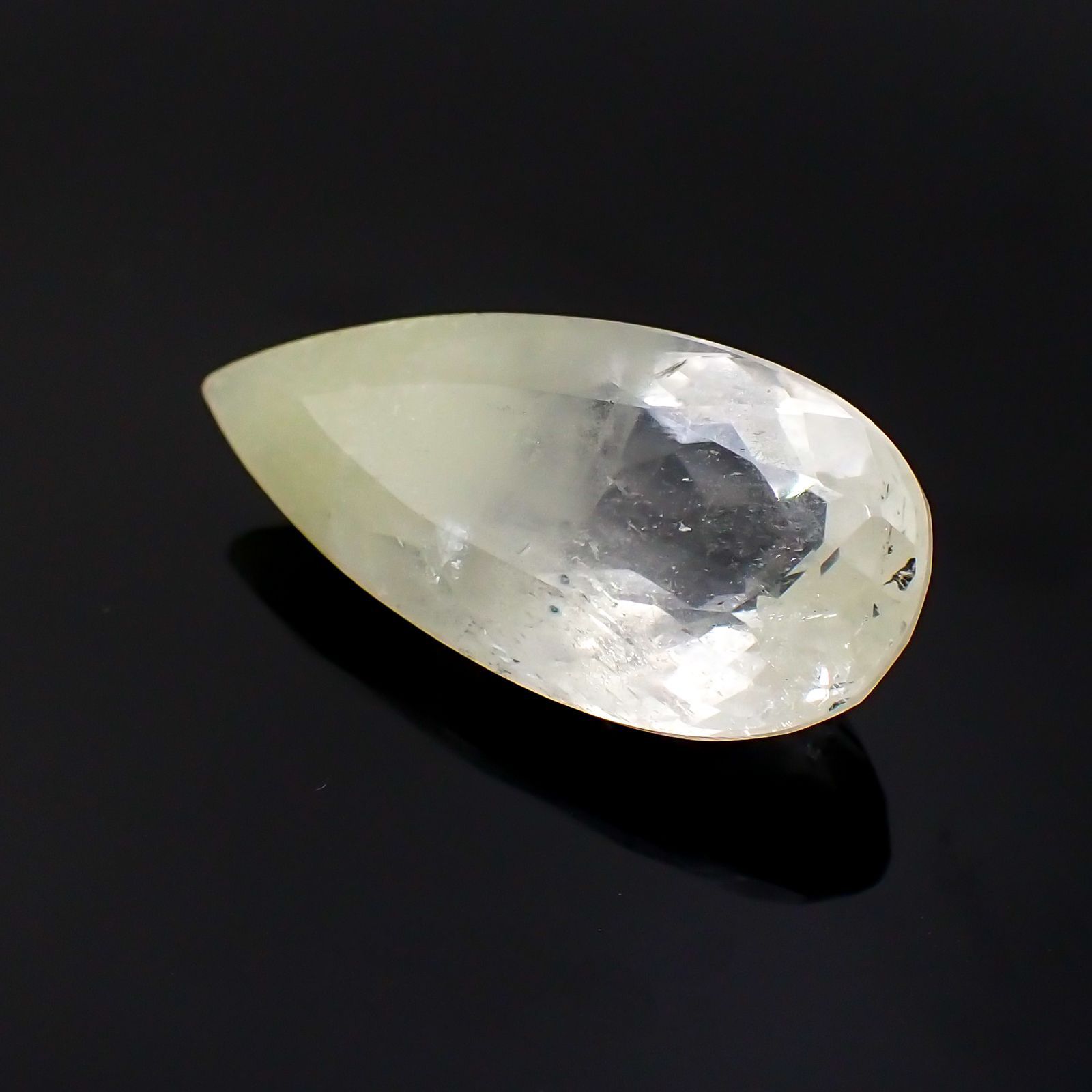 サルファーインクォーツ ブラジル産 12.31ct[231124307]24.5x11.3mm前後