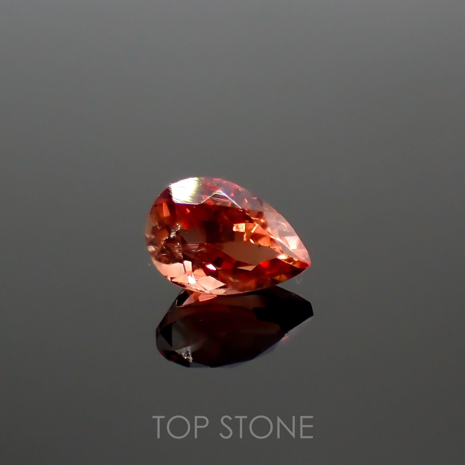 アンデシン(宝石名アンデシン)チベット産 0.73ct 識別済[220115257]7.1x4.8mm前後