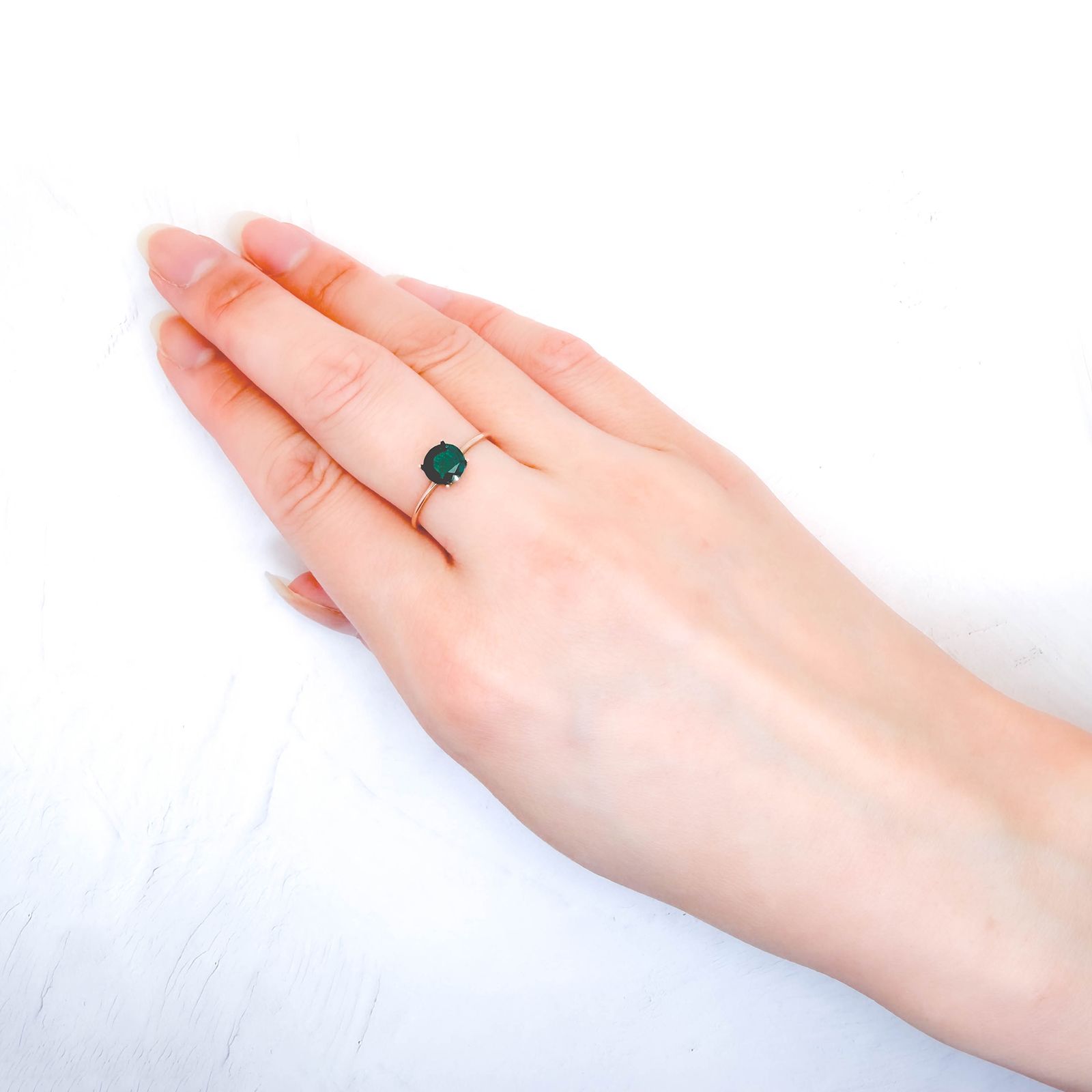 ダイオプテーズ ナミビア産 1.16ct / 6.3x6.2mm前後 [260632295]