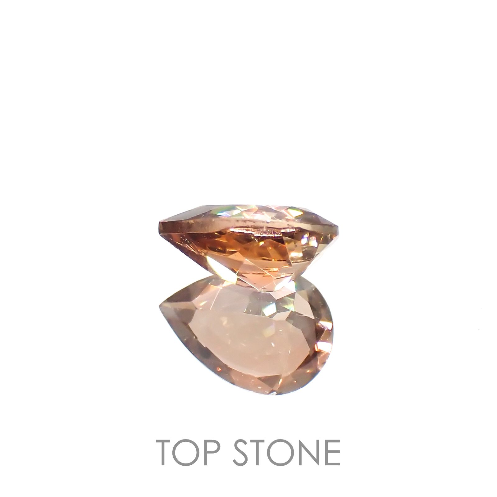 バイカラーアンダリュサイト(宝石名アンダリュサイト)スリランカ/マダガスカル産 0.66ct 識別済[230320833]6.9x5mm前後