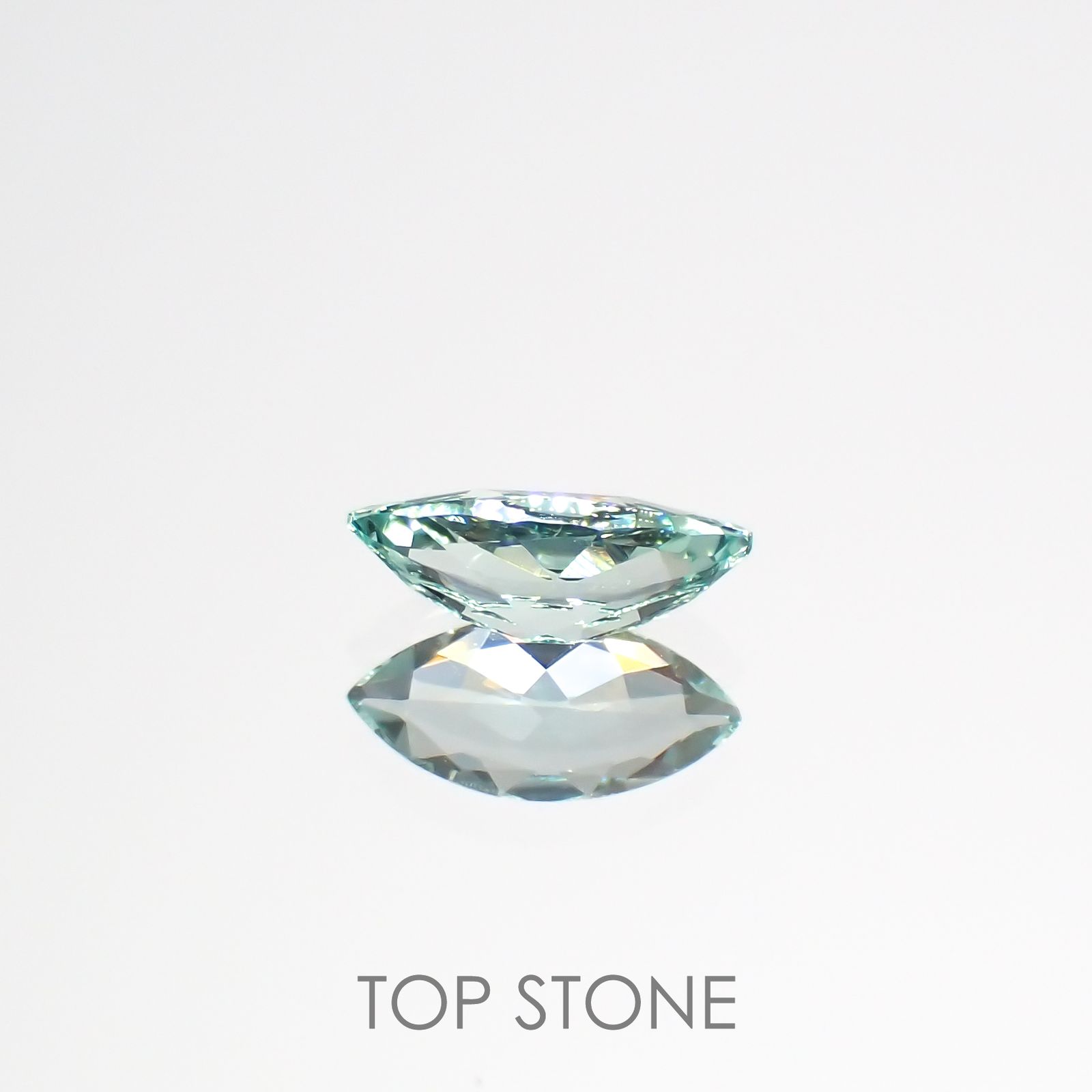 ミントベリル  ブラジル産 0.27ct[220616679]6.9x3.2mm前後