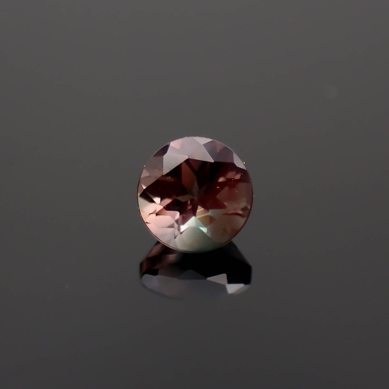 バイカラーアンデシン モンゴル産 0.27ct[230421499]3.8x3.8mm前後