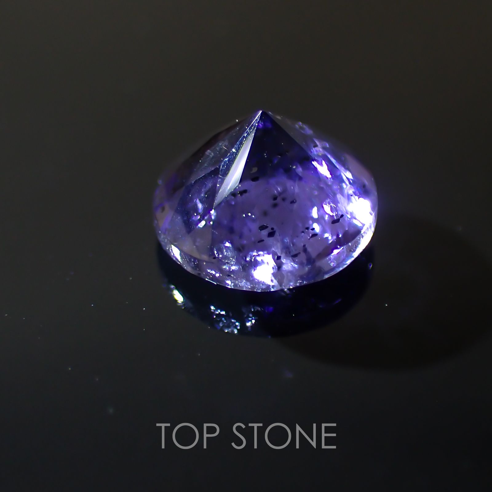 アイオライトサンストーン インド・ブラジル産 ルース 1.2ct[20129288]7.1×7.1mm前後