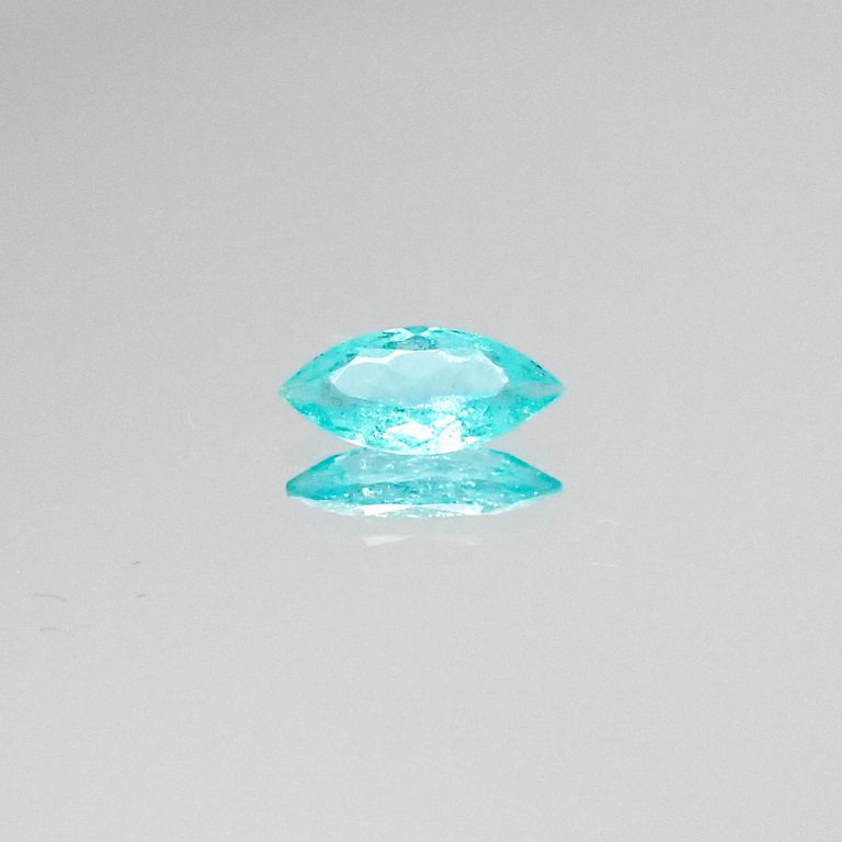 パライバトルマリン(宝石名トルマリン/別名パライバ・トルマリン) ブラジル・キントス鉱山産 0.331ct ソ付(宝貴協)[20052696]7.6×3.6mm前後
