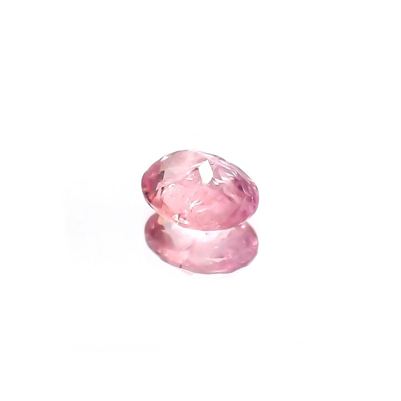 ペツォッタイト(宝石名ペツォッタイト) マダガスカル産 ソ付(彩珠) 0.355ct / 5.1x4mm前後 [210611205]