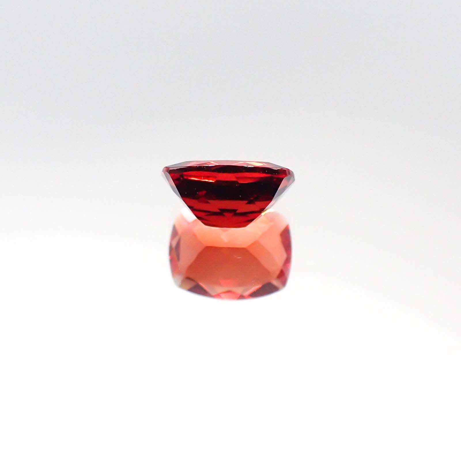 アンデシン(宝石名アンデシン/ラブラドライト)チベット産 1.13ct 識別済[230622482]7.9x6.2mm前後